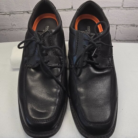 ROCKPORT MENS ESSENTIAL DETAILS WATERPROOF OXFORD, APRON TOE, BLACK SIZE 8 - Picture 2 of 9